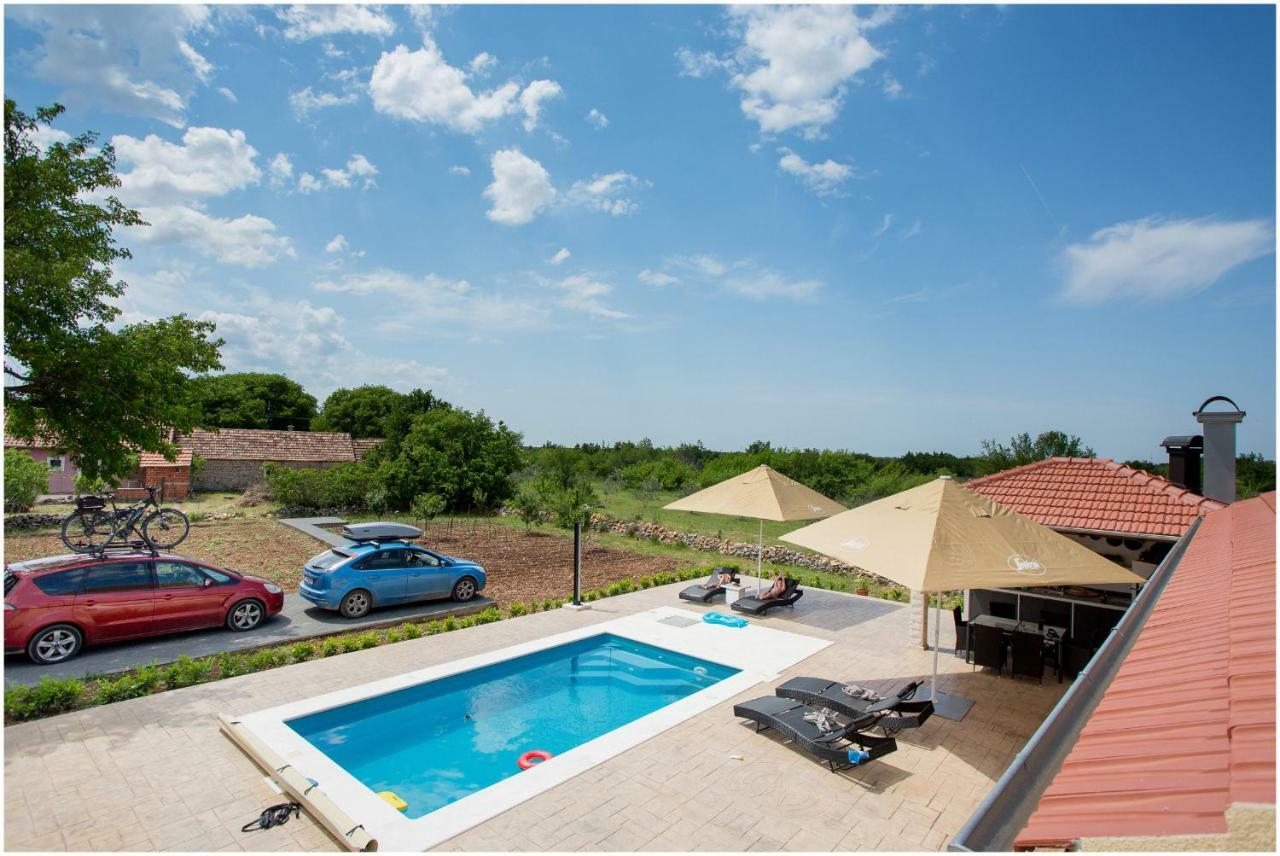 House Mellifera Hotel Razvode Exterior foto